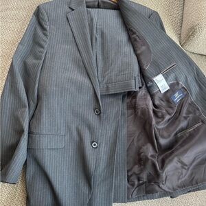 Brooks brother Men's Pinstripe Suit Jacket & Pants - Gray